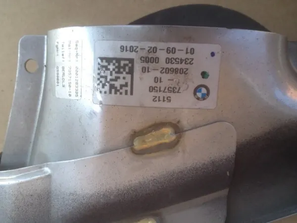 Embout d'échappement droit BMW 7 G11 G12 OEM 51128061188 image 5