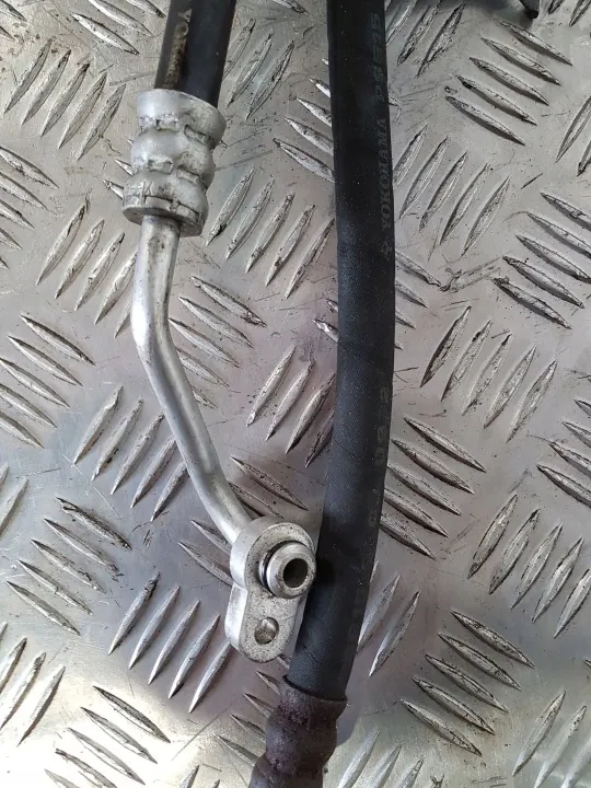 Subaru Tribeca Ölkühlerleitung OEM 45522XA01A image 4