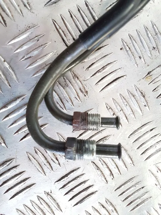 Subaru Tribeca Ölkühlerleitung OEM 45522XA01A image 6