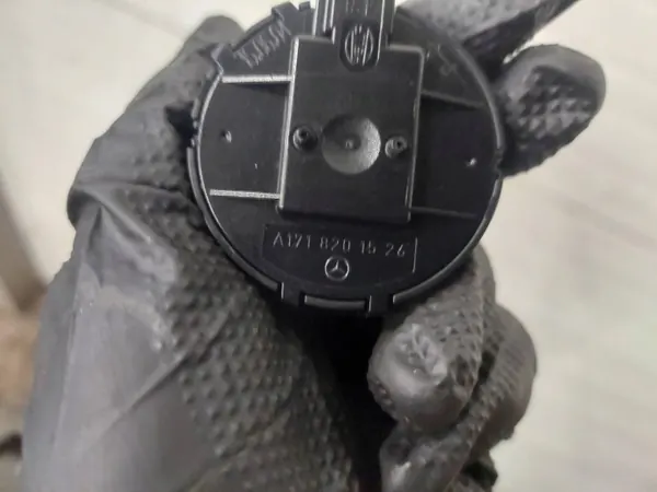 OEM 1718201526 Framruta med sensor Mercedes image 3