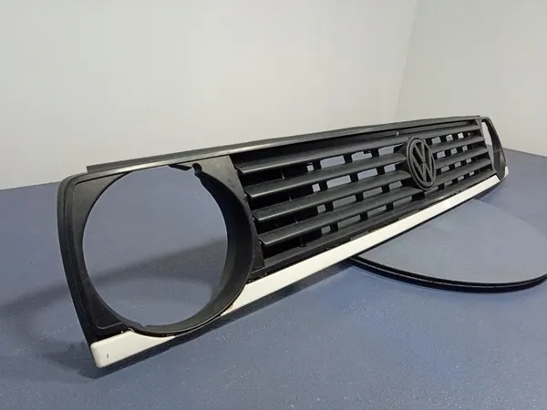 VW GOLF II 2 Grille 191853653J L90E image 2