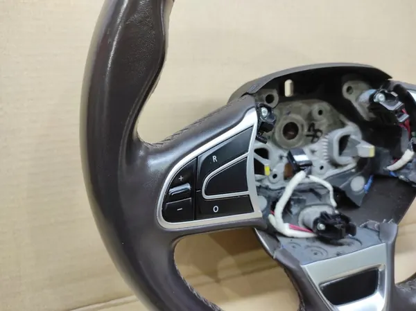 Volant Multifonction en Cuir Renault Espace V image 8