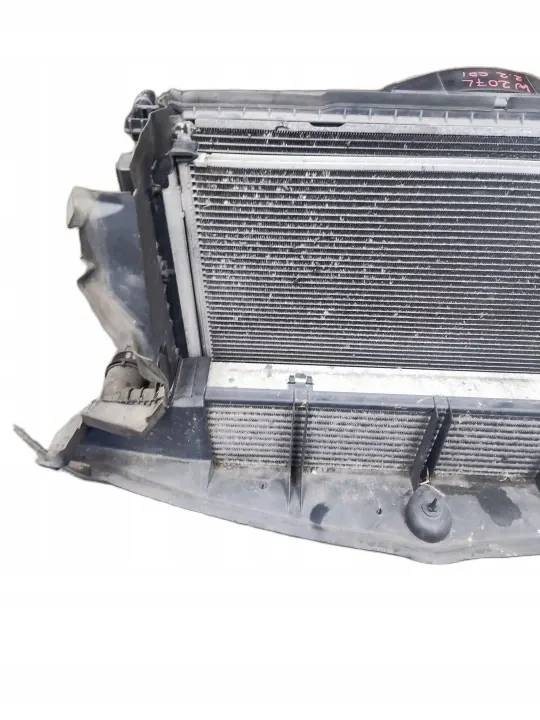 Ventilateur de Refroidissement OEM W207 LIFT 2.2 CDI image 3