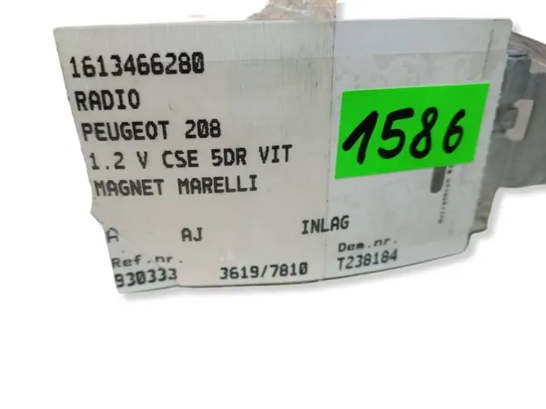Radio CD OEM 9811066180 para Peugeot 208 - Usado image 5