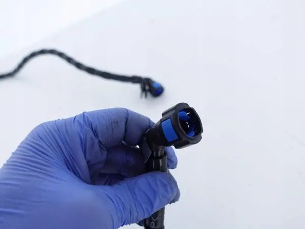 Manguera Audi OE OEM 4M0955970E - Pieza original usada image 3