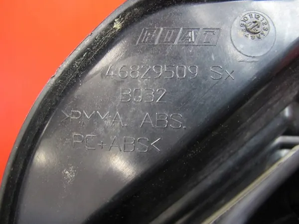 Lancia Musa Luz Trasera Izquierda 46829509 image 5