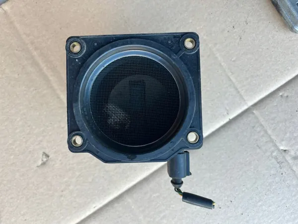 Luchtmassameter OEM 078133471E Audi A4 B5 2.4 Benzine image 3