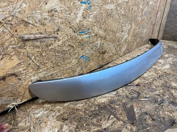 VW Touran I 1 1T 03-06 Spoiler Anteriore image 8