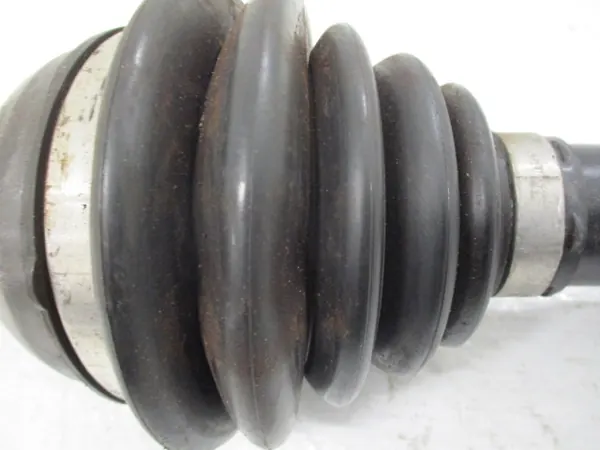 PEUGEOT 2008 1.6 HDI BLUEHDI Joint CV Droit image 6