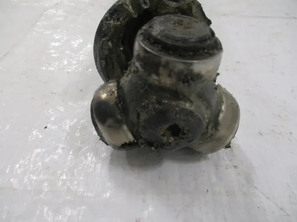 PEUGEOT 2008 1.6 HDI BLUEHDI Joint CV Droit image 9