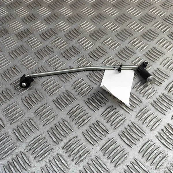 Support de Capot Fiat 500 OEM 68070287 - Occasion image 2