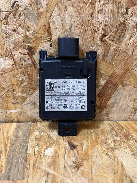 Radar ACC Rijstrookwisselassistent Links 2Q0907685B Rechts 2Q0907686B image 7