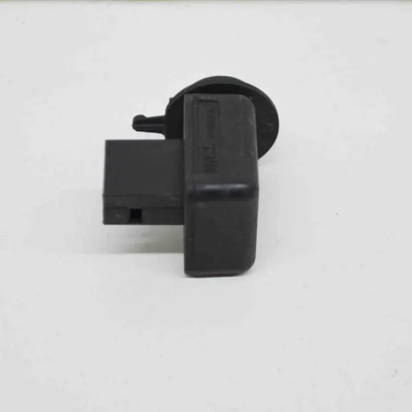 Luchtkwaliteitssensor OEM MR0136500070 voor Peugeot 3008 SUV image 4