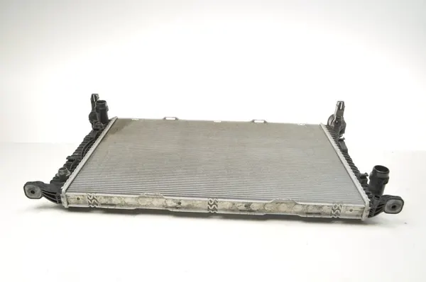 Radiador de agua PORSCHE MACAN (95B) 2015 8K0121251AL image 3