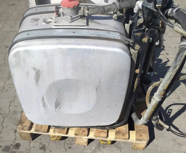 Réservoir hydraulique HDS OEM 81675055025 pour MAN image 2
