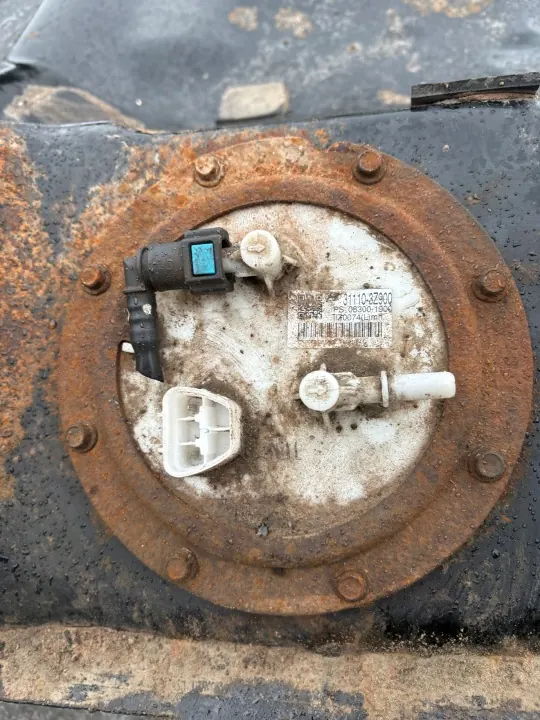 Polttoainesäiliö OEM 31100-3Z900 Hyundai i40 1.7 CRDI image 6