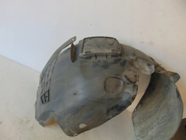 Right Front Wheel Arch OPEL ZAFIRA B image 4