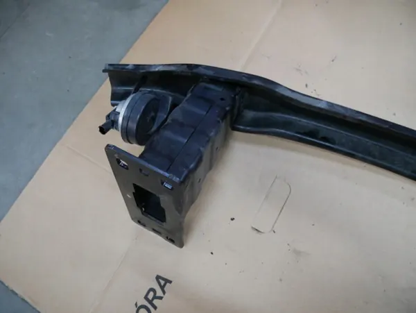 Refuerzo Parachoques Delantero BMW E84 OEM 2990187 image 5