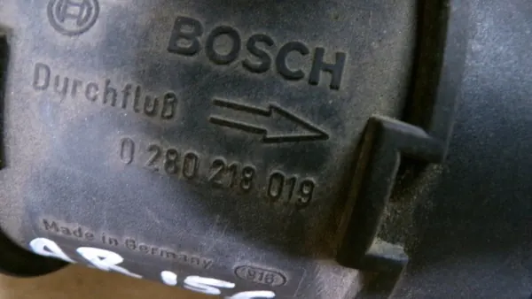 ALFA ROMEO 156 2.0 16V Luftmassenmesser image 2