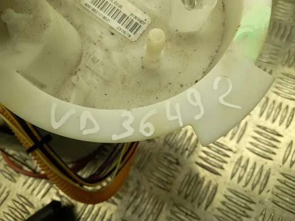 Bomba de combustível com carcaça Volvo S90 II V90 II T5 T6 OEM 31355907 image 4