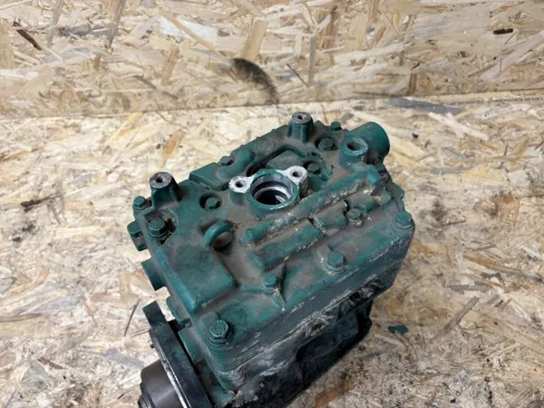 Compressor de ar Volvo FH5 I-SAVE 23398608 - Usado image 4