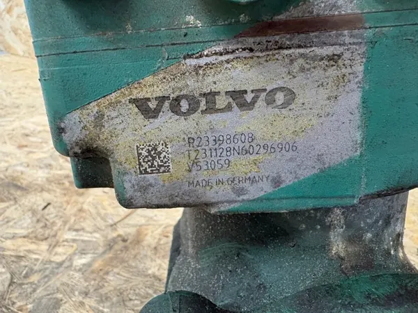 Compressor de ar Volvo FH5 I-SAVE 23398608 - Usado image 6