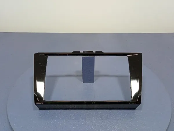 VW Arteon Radio Frame OEM 3G8858069D - Gebruikt image 2