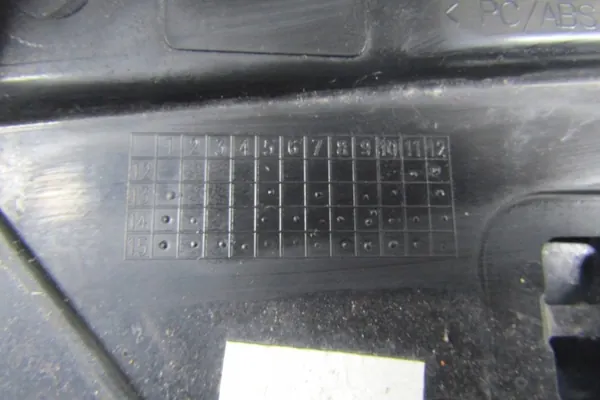 OEM A2057901400 Takaspoileri Mercedes C W205 Farmarille image 7