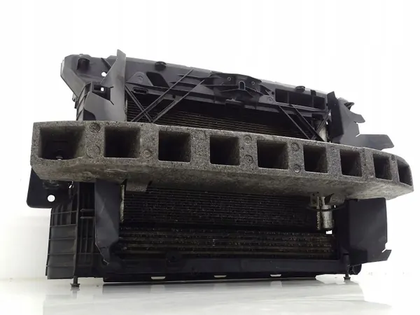 Support radiateur avant OEM KM18396478499 Skoda Rapid image 4