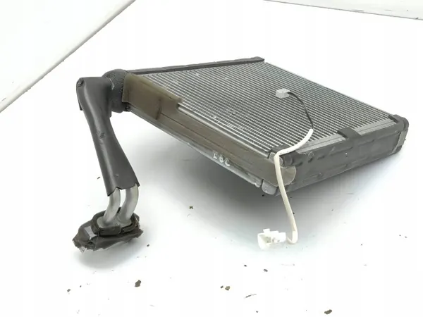 Núcleo de aquecimento A/C Mazda CX-5 II 2019 OEM AMD181360 image 3