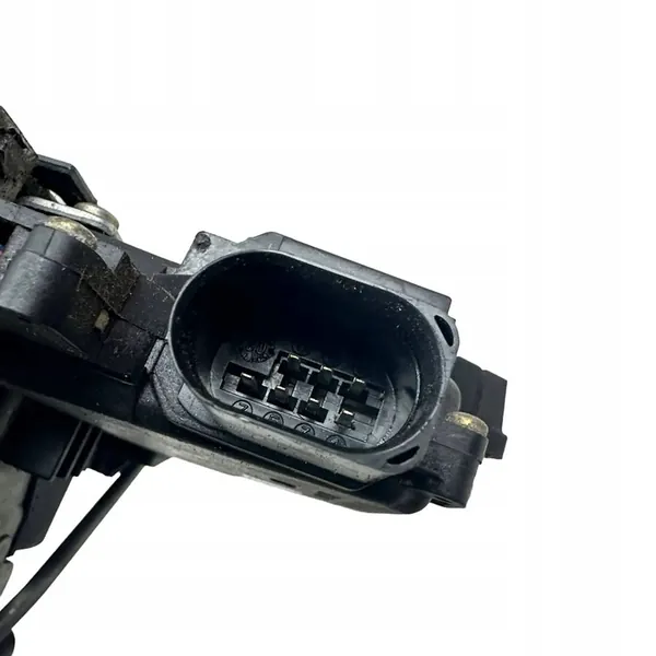 Vänster framdörrslås AUDI A4 CABRIO 8E2837015C image 5