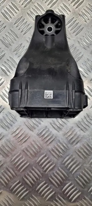 MERCEDES W205 Engine Mount A2462200300 image 8