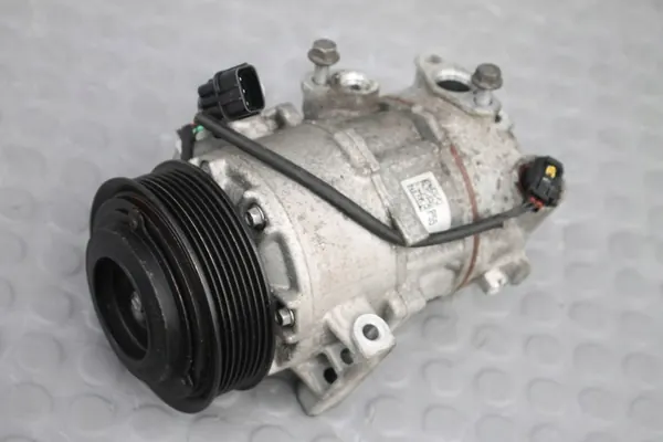 Compressor de Ar Condicionado Kia Stonic 1.0 T-GDI 48V HEV image 2