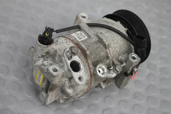Compressor de Ar Condicionado Kia Stonic 1.0 T-GDI 48V HEV image 7