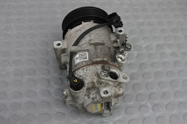 Compressor de Ar Condicionado Kia Stonic 1.0 T-GDI 48V HEV image 8