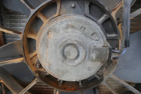 SUBARU TRIBECA B9 3.0B H6 Kylare med Fläkt 2007 OEM image 5