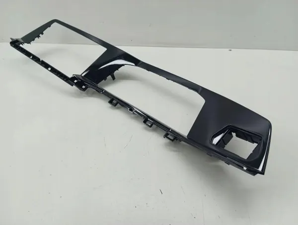 Hansikaslokeron runko Volkswagen Golf VIII 2020 OEM 5H2857211C041 image 3
