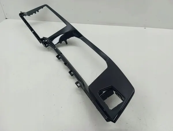 Hansikaslokeron runko Volkswagen Golf VIII 2020 OEM 5H2857211C041 image 7