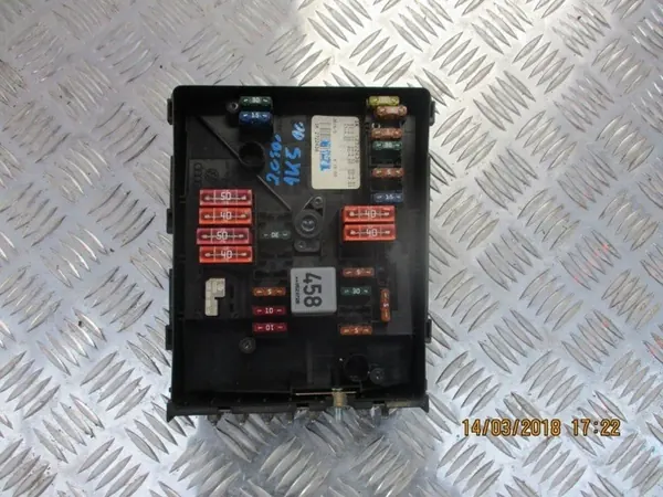 Caixa de Fusíveis BSI, VW Golf V image 2