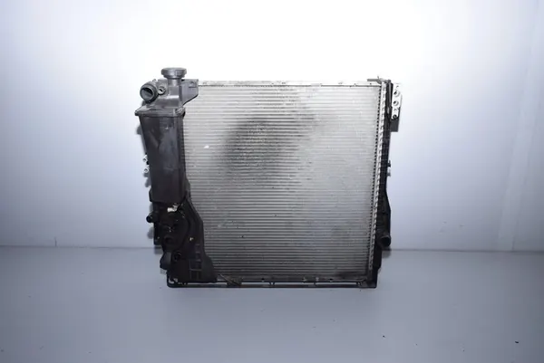 Radiador completo BMW X5 (E53) 3.0L 2001 image 4
