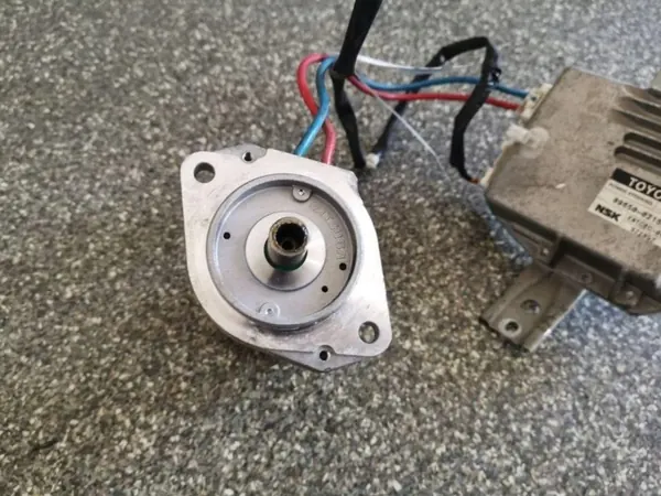 Direction assistée électrique OEM 4520002221 Toyota Corolla image 4