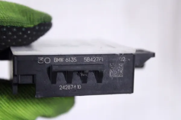 Módulo de Abertura Inteligente BMW 5 G60 G61 5B427F1 image 3