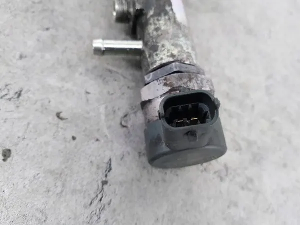 Diesel Brandrail Opel Corsa D 55211906 image 3