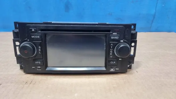 Radio Navigation OEM R32R23R32R23 pour Dodge Caliber image 2