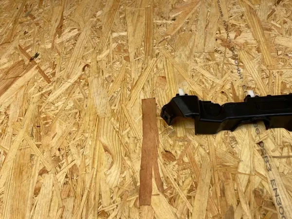 Suporte de para-choque dianteiro esquerdo Kia Stonic 2017- 86513-H8400 image 8