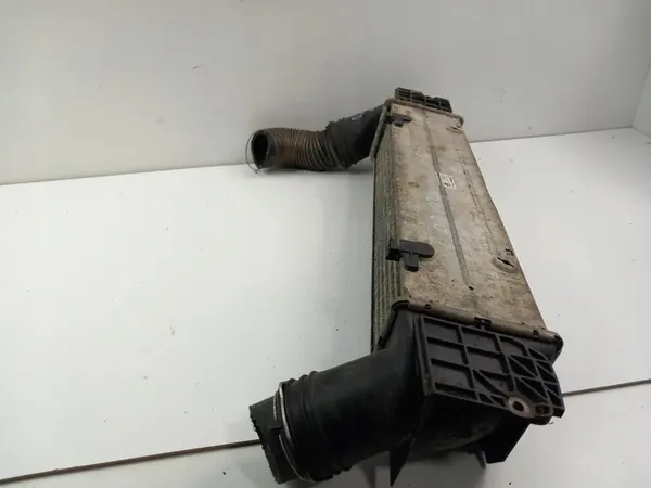 BMW 118D E90 2.0 LIFT INTERCOOLER image 5