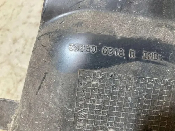 Pièce Carrosserie Dacia Duster OEM 638300318R - Occasion image 4