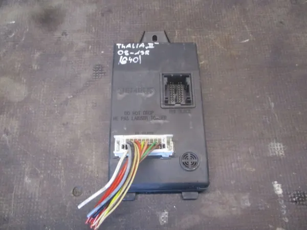 ECU-dator OEM 8200673240 för Renault Thalia image 9
