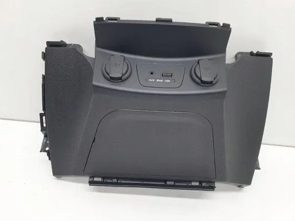 OEM 84760-A6150 Porta USB & Isqueiro Hyundai i30 II image 2