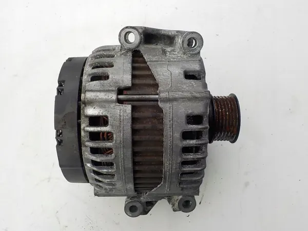 MERCEDES W221 5.5 V8 Vaihtovirtageneraattori A0131540502 image 2